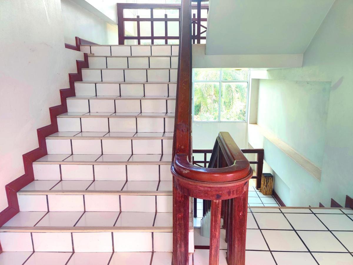 通皮克酒店 Prasat 外观 照片